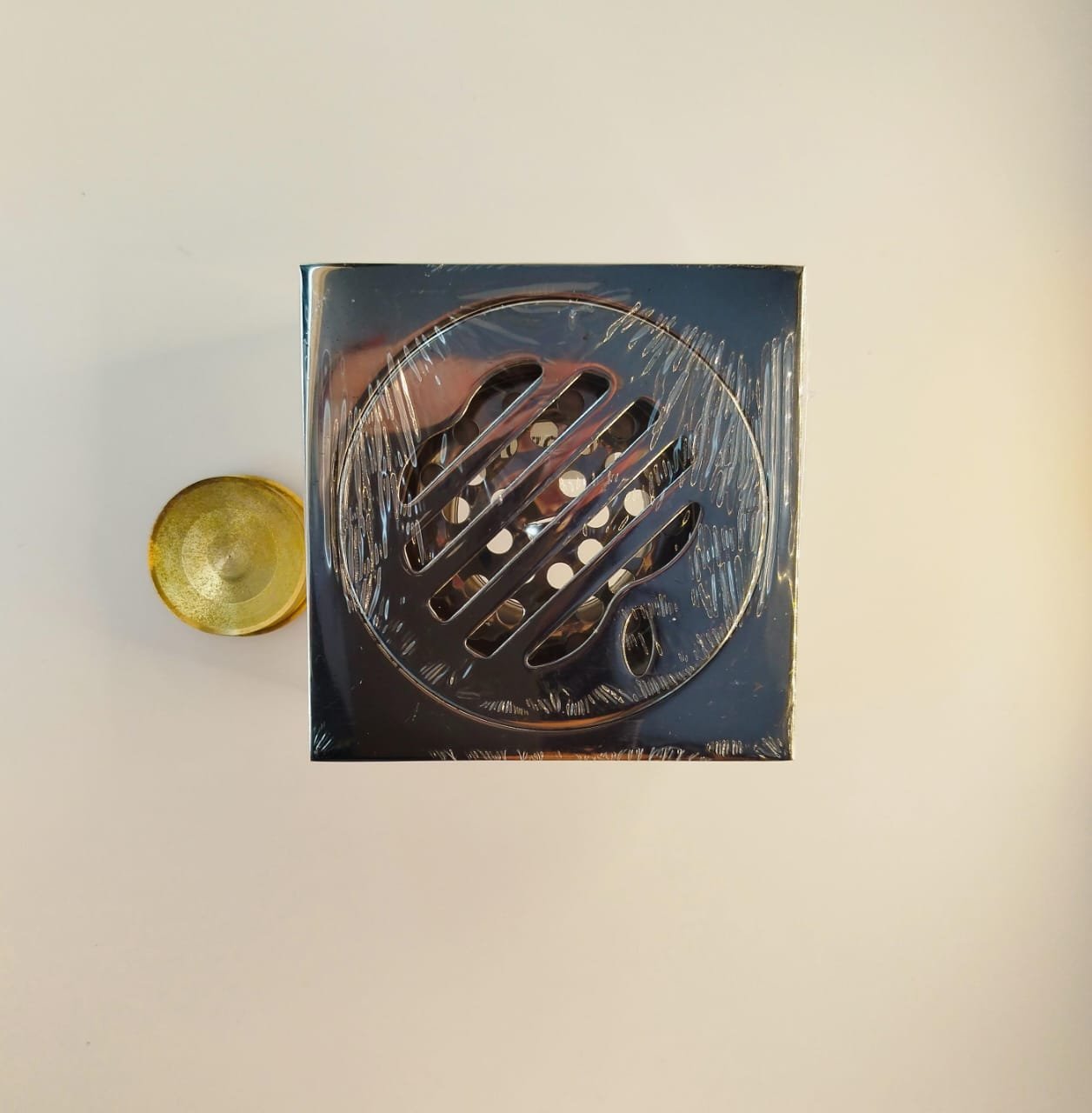 REJILLA APPLE 10 X 10 CM